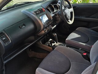 2001 Honda Fit I, белый, 270000 рублей, вид 3