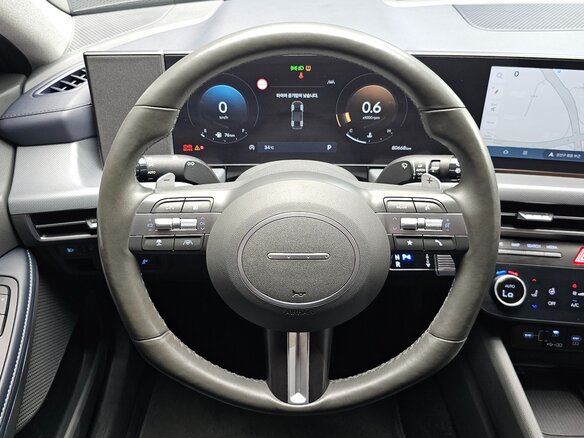2023 Hyundai Sonata VIII (DN8) Рестайлинг, чёрный, 2450000 рублей - вид 18