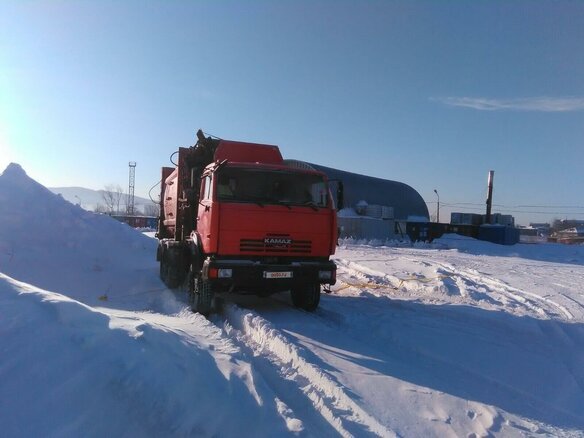 2010 МКМ 45, красный, 1500000 рублей - вид 1