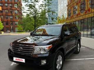 2014 Toyota Land Cruiser 200 Series Рестайлинг 1, чёрный, 6400000 рублей, вид 1