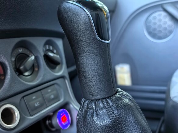 2013 Ford Transit Connect, жёлтый, 920000 рублей - вид 25