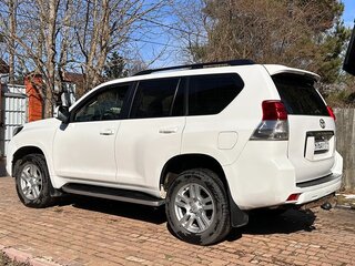 2012 Toyota Land Cruiser Prado 150 Series, белый, 3510000 рублей, вид 4