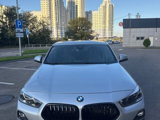 2020 BMW X2 sDrive28i I (F39), серебристый, 2800000 рублей, вид 4