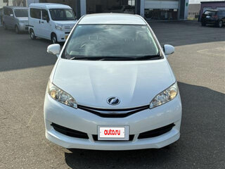 2017 Toyota Wish II Рестайлинг, серебристый, 1400000 рублей, вид 2