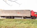 2005 Scania R-Series, пурпурный, 2507638 рублей - вид 4