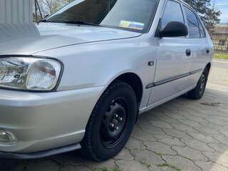 2005 Hyundai Accent ТагАЗ II, серебристый, 500000 рублей, вид 3