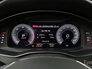 2025 Audi A6 40 TDI V (C8) Рестайлинг, белый, 5565000 рублей, вид 4