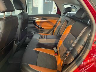 2026 Lada (ВАЗ) Vesta SW Cross I Рестайлинг (NG), красный, 2118000 рублей, вид 5