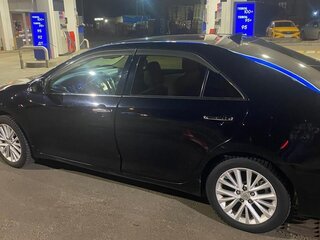 2015 Toyota Camry VII (XV50) Рестайлинг, чёрный, 1790000 рублей, вид 4