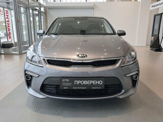 2020 Kia Rio IV, серый, 1415000 рублей, вид 2