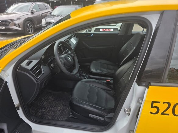 2021 Skoda Rapid II, жёлтый, 900000 рублей - вид 7