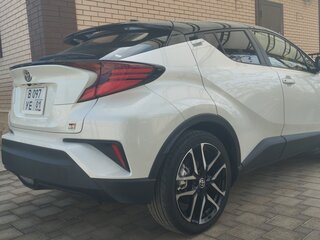 2019 Toyota C-HR I Рестайлинг, белый, 1999000 рублей, вид 3