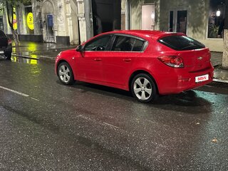 2012 Chevrolet Cruze I, красный, 750000 рублей, вид 4