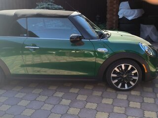 2020 Mini Cabrio Cooper S III Рестайлинг, зелёный, 3300000 рублей, вид 4