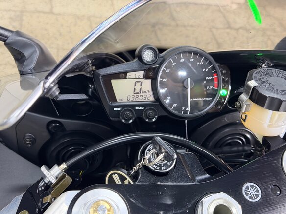 2003 Yamaha YZF-R1, серый, 655000 рублей - вид 5