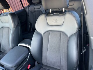2021 Audi Q8 55 TFSI I (4M), серый, 7973188 рублей, вид 3