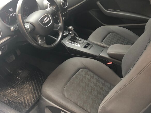 2015 Audi A3 III (8V), белый - вид 1