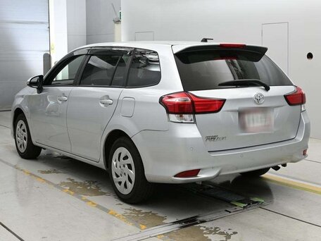 2021 Toyota Corolla Fielder XI (E160, E170) Рестайлинг 2, серый, 930000 рублей, вид 3