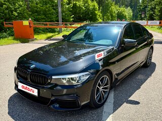 2018 BMW 5 серии 520i VII (G30/G31/G38), чёрный, 2400000 рублей, вид 1