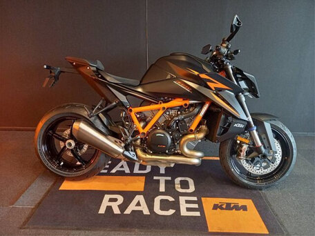 2024 KTM 1390 Super Duke R Evo, чёрный, 2250000 рублей, вид 1