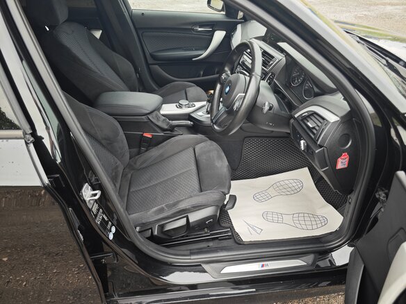 2015 BMW 1 серии 118i II (F20/F21) Рестайлинг, чёрный, 1700000 рублей - вид 10