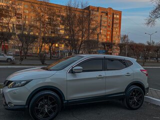 2014 Nissan Qashqai II, белый, 1850000 рублей, вид 2