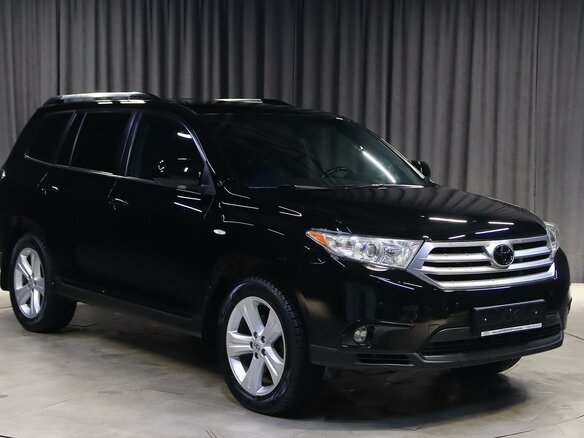 2013 Toyota Highlander II (XU40) Рестайлинг, чёрный - вид 2