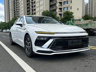 2022 Hyundai Sonata VIII (DN8), белый, 1857000 рублей, вид 3