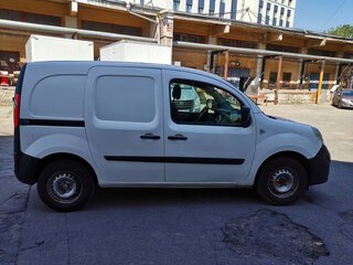 2011 Renault Kangoo II, белый, 575000 рублей, вид 4