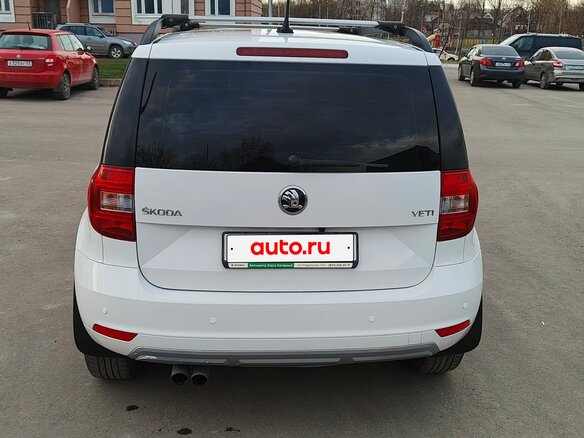 2015 Skoda Yeti I Рестайлинг, белый, 1535000 рублей - вид 5