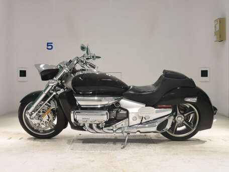 2007 Honda Valkyrie 1800, чёрный, 1500000 рублей, вид 2
