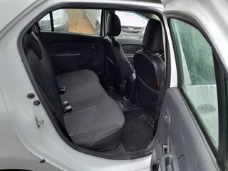 2018 Renault Logan II, белый, 250000 рублей, вид 3