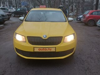 2015 Skoda Octavia III (A7), жёлтый, 650000 рублей, вид 1