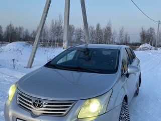 2009 Toyota Avensis III, серебристый, 800000 рублей, вид 1