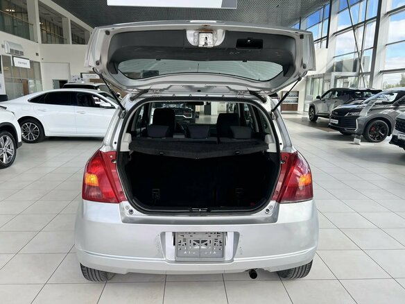 2006 Suzuki Swift AMT III, серебристый, 395000 рублей - вид 8