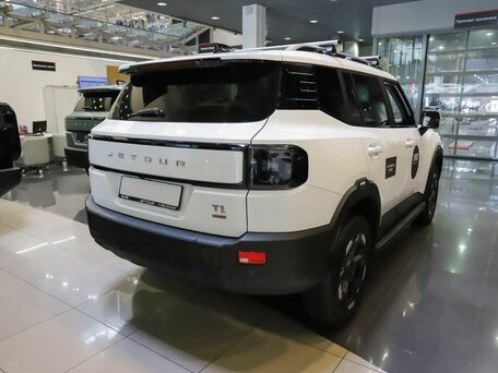 2026 Jetour T1, белый, 4200000 рублей, вид 4