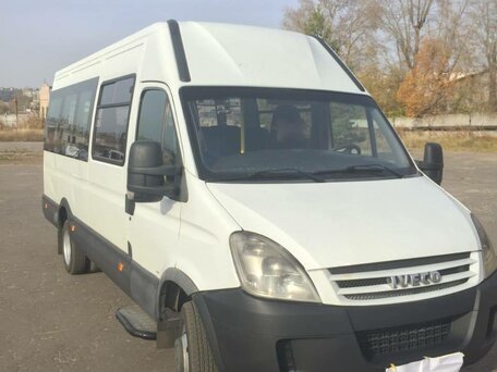 2010 Iveco Daily, белый, 650000 рублей, вид 1
