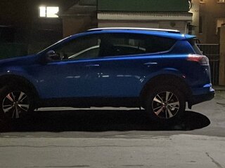 2016 Toyota RAV4 IV (XA40) Рестайлинг, синий, 1999999 рублей, вид 2