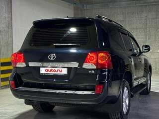 2014 Toyota Land Cruiser 200 Series Рестайлинг 1, чёрный, 4150000 рублей, вид 5