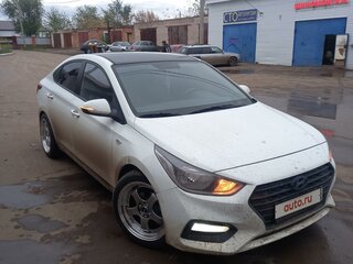 2017 Hyundai Solaris II, белый, 1180000 рублей, вид 2
