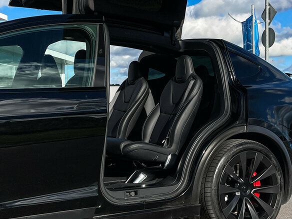 2023 Tesla Model X Plaid I Рестайлинг, чёрный, 7699000 рублей - вид 29