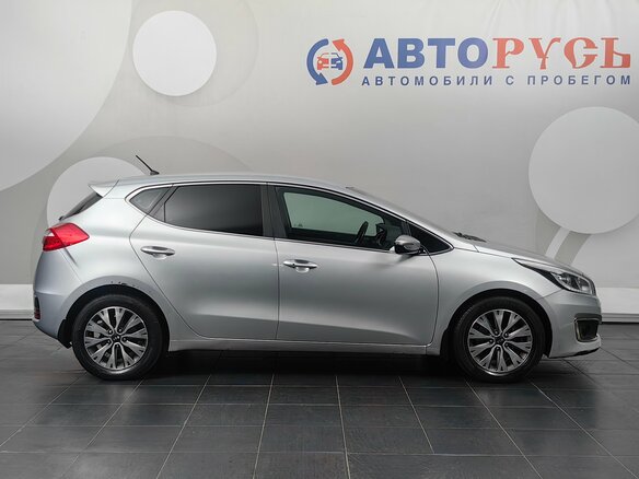 2016 Kia Ceed II Рестайлинг, серебристый, 1029000 рублей - вид 4