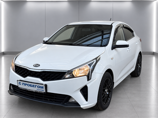 2021 Kia Rio IV Рестайлинг, белый, 1760000 рублей, вид 1