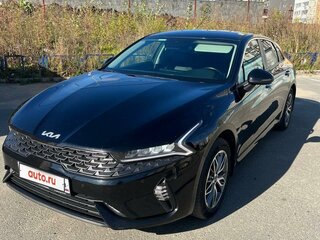 2021 Kia K5 III, чёрный, 2600000 рублей, вид 2