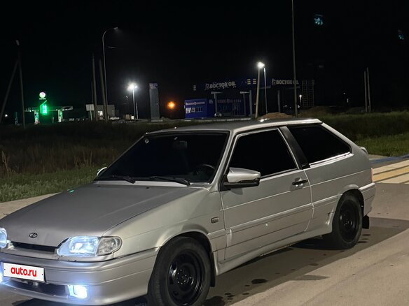 2010 Lada (ВАЗ) 2113, серебристый, 200000 рублей