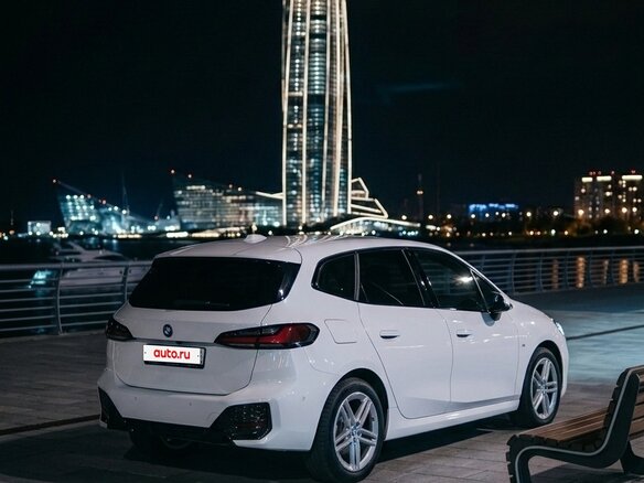 2022 BMW 2 серии Active Tourer 218i U06, белый, 2200000 рублей - вид 2