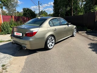 2004 BMW 5 серии 545i V (E60/E61), бежевый, 1700000 рублей, вид 3