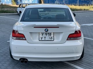 2010 BMW 1 серии 125i I (E81/E82/E87/E88) Рестайлинг, белый, 1450000 рублей, вид 3