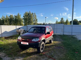 2012 Chevrolet Niva I Рестайлинг, красный, 550000 рублей, вид 1