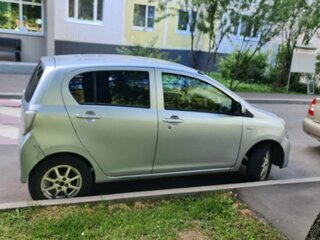 2016 Daihatsu Mira e:S I Рестайлинг, серебристый, 550000 рублей, вид 4